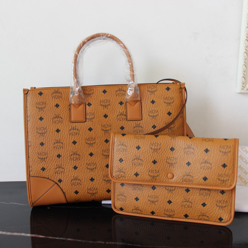 MCM Shopping Bags - Click Image to Close